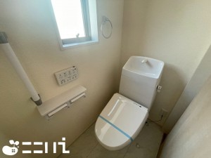 姫路市御立中、新築一戸建てのトイレ画像です