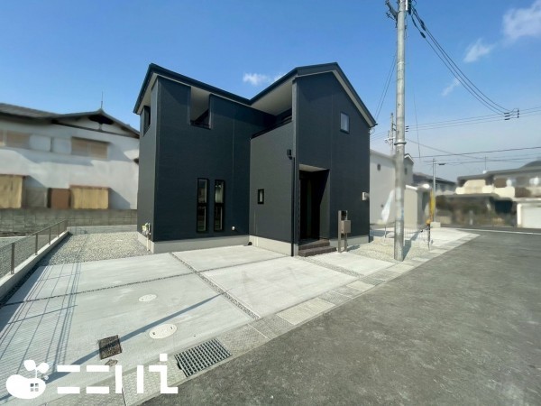 姫路市御立中、新築一戸建ての外観画像です