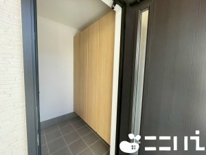 姫路市北原、新築一戸建ての玄関画像です