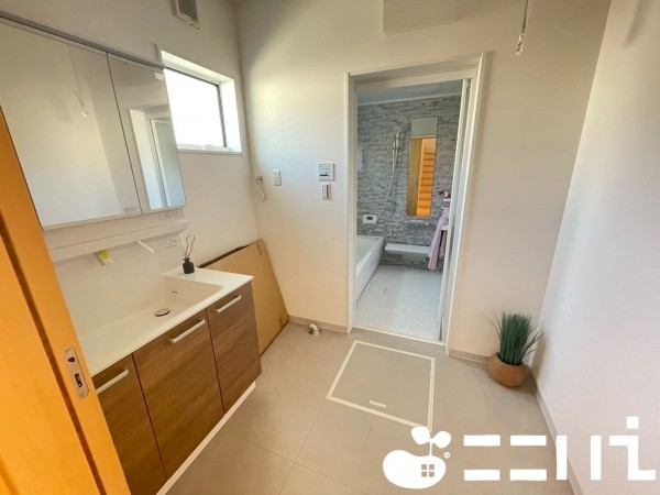 姫路市北原、新築一戸建ての洗面画像です