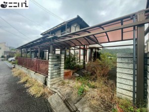 たつの市御津町中島、収益/事業用物件/住宅の前面道路を含む現地写真画像です