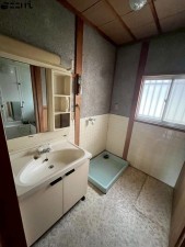 たつの市誉田町福田、中古一戸建ての洗面画像です