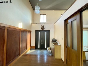 たつの市神岡町横内、中古一戸建ての玄関画像です