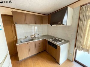 たつの市神岡町横内、中古一戸建てのキッチン画像です