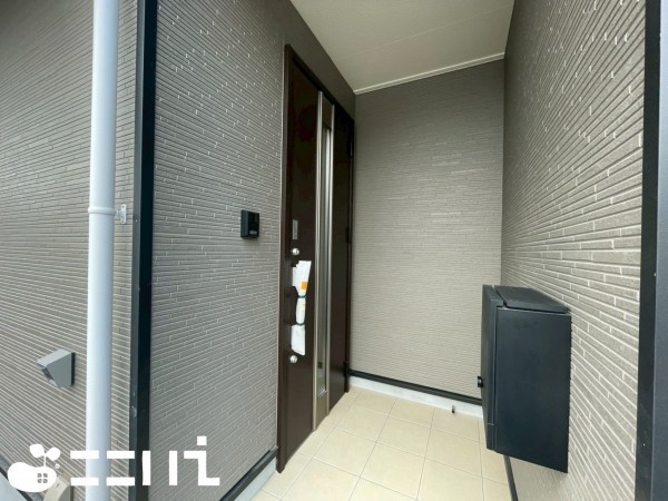 姫路市勝原区山戸、新築一戸建ての玄関画像です