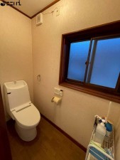 たつの市御津町朝臣、中古一戸建てのトイレ画像です