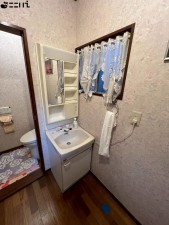 たつの市新宮町宮内、中古一戸建ての洗面画像です