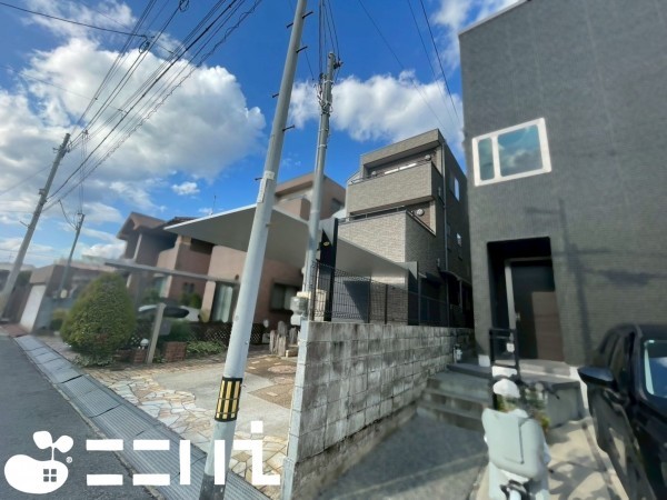 姫路市新在家、中古一戸建ての外観画像です