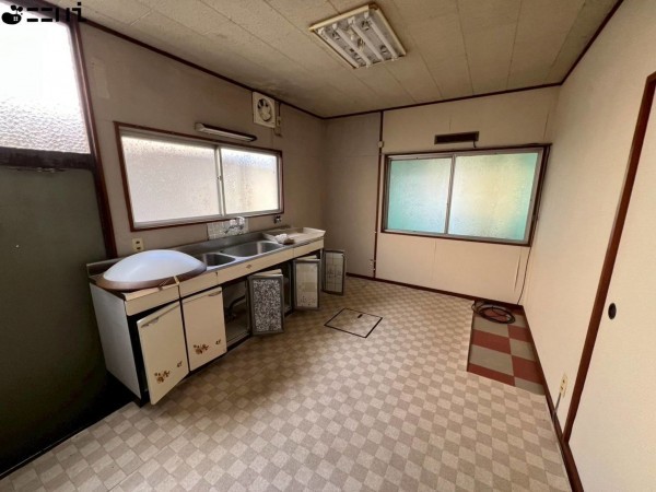 たつの市新宮町宮内、中古一戸建てのキッチン画像です