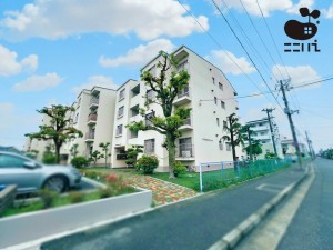 姫路市飾磨区恵美酒、マンションの画像です
