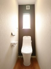 たつの市龍野町日飼、中古一戸建てのトイレ画像です
