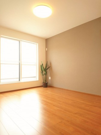 たつの市龍野町日飼、中古一戸建ての寝室画像です