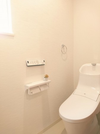 たつの市龍野町日飼、中古一戸建てのトイレ画像です