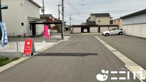 姫路市網干区高田、新築一戸建ての前面道路を含む現地写真画像です
