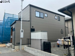 揖保郡太子町東保、中古一戸建ての外観画像です