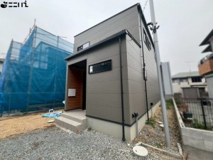 揖保郡太子町東保、中古一戸建ての外観画像です