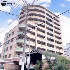姫路市安田、マンションの画像です