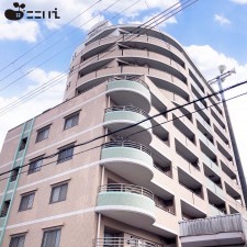 姫路市安田、マンションの画像です