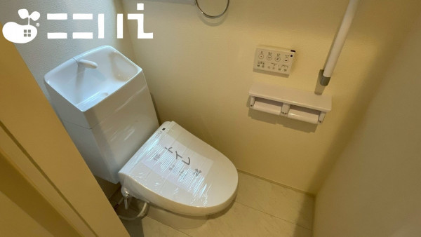 姫路市白浜町、新築一戸建てのトイレ画像です