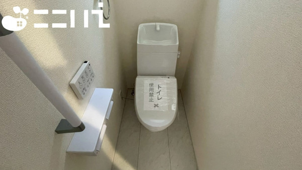 姫路市白浜町、新築一戸建てのトイレ画像です