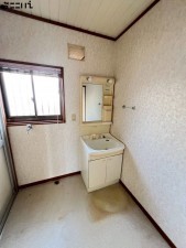 たつの市龍野町片山、中古一戸建ての洗面画像です