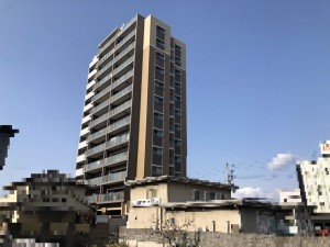 姫路市安田、マンションの外観画像です