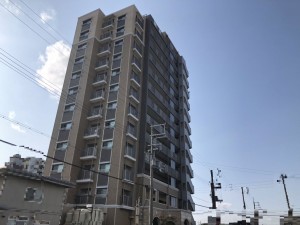 姫路市安田、マンションの外観画像です