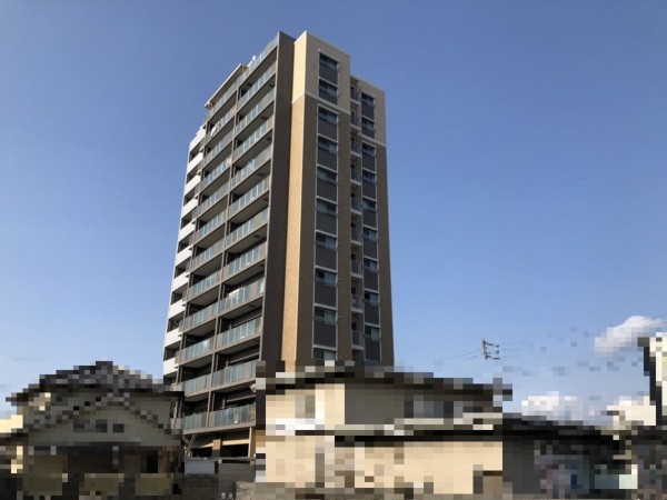 姫路市安田、マンションの外観画像です