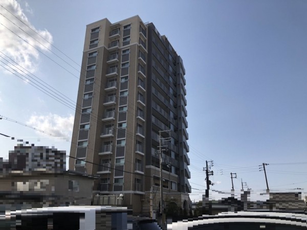 姫路市安田、マンションの外観画像です