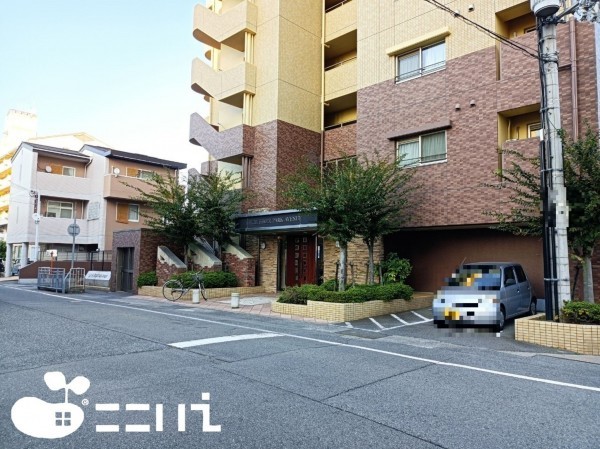 姫路市三左衛門堀西の町、マンションのエントランス画像です