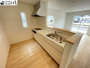 たつの市新宮町井野原、新築一戸建てのキッチン画像です