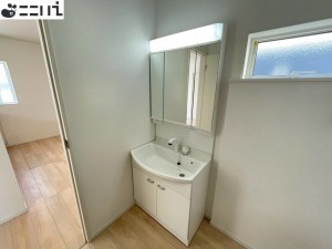 たつの市新宮町井野原、新築一戸建ての洗面画像です