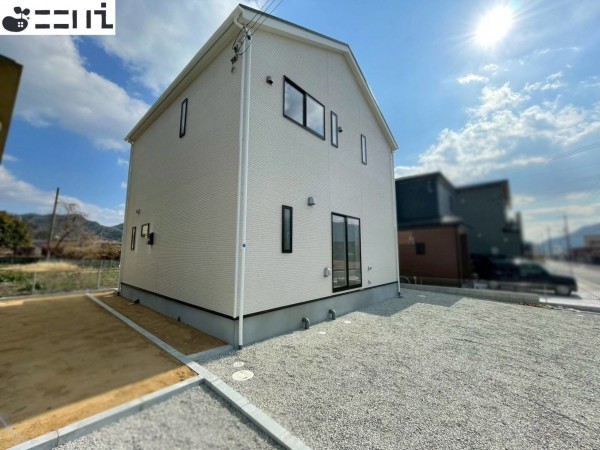 たつの市新宮町井野原、新築一戸建ての外観画像です