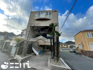 姫路市仁豊野、中古一戸建ての外観画像です