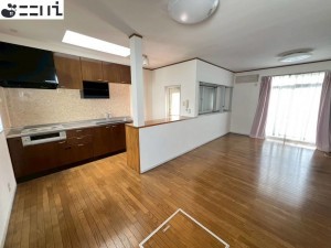 揖保郡太子町東南、中古一戸建ての居間画像です