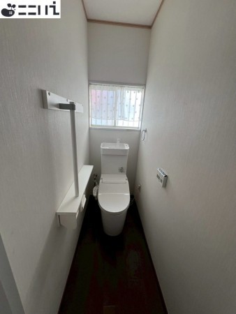 揖保郡太子町東南、中古一戸建てのトイレ画像です
