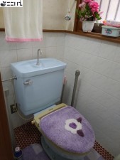 たつの市龍野町島田、中古一戸建てのトイレ画像です