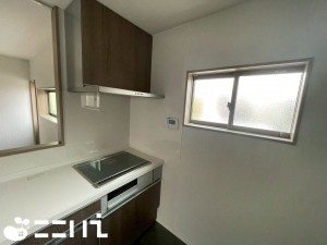 姫路市広畑区小坂、中古一戸建てのキッチン画像です