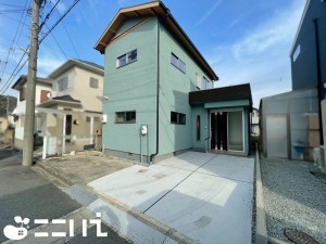 姫路市広畑区小坂、中古一戸建ての外観画像です