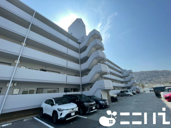 姫路市広畑区城山町、マンションの画像です