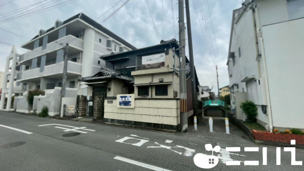 姫路市網干区余子浜、中古一戸建ての外観画像です