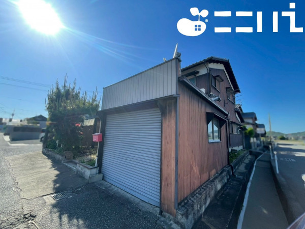 姫路市網干区坂上、中古一戸建ての外観画像です