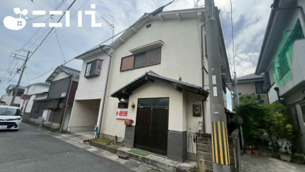 姫路市網干区坂出、中古一戸建ての画像です