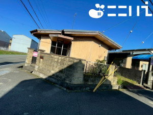 姫路市網干区坂上、中古一戸建ての外観画像です