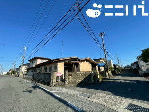 姫路市網干区坂上、中古一戸建ての外観画像です