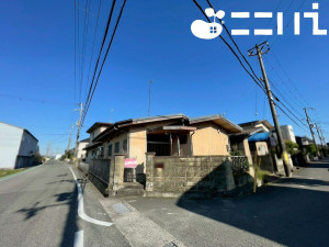 姫路市網干区坂上、中古一戸建ての外観画像です
