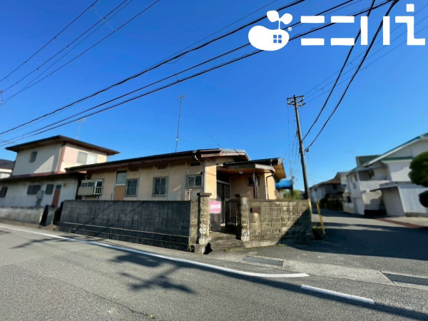 姫路市網干区坂上、中古一戸建ての外観画像です