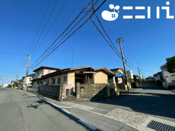 姫路市網干区坂上、中古一戸建ての外観画像です