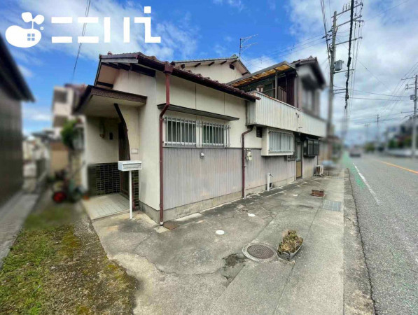 姫路市網干区坂出、中古一戸建ての画像です