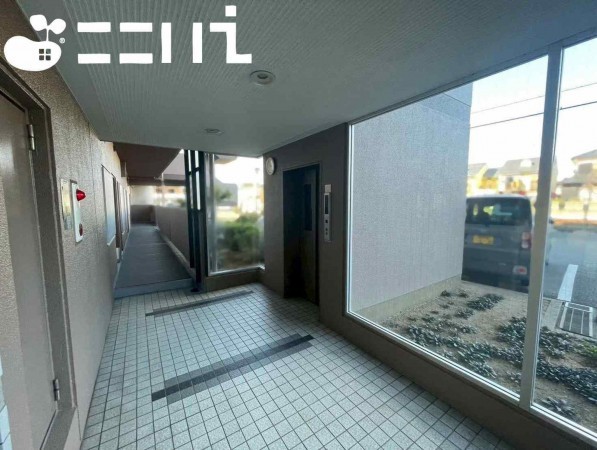 姫路市白浜町、マンションの画像です